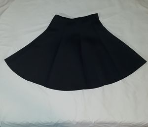 Cute black vintage like skater skirt
